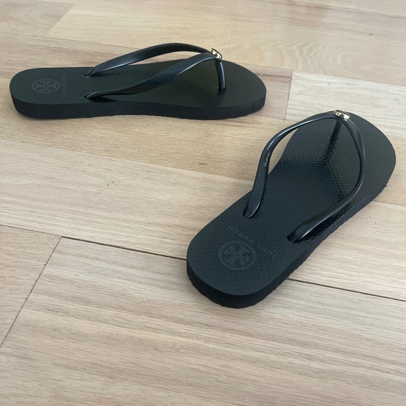 Tory Burch Flip Flops Black - Picture 4 of 5